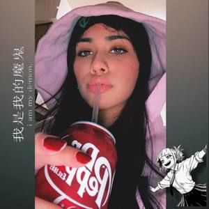 Meet your Posher, Carmelita